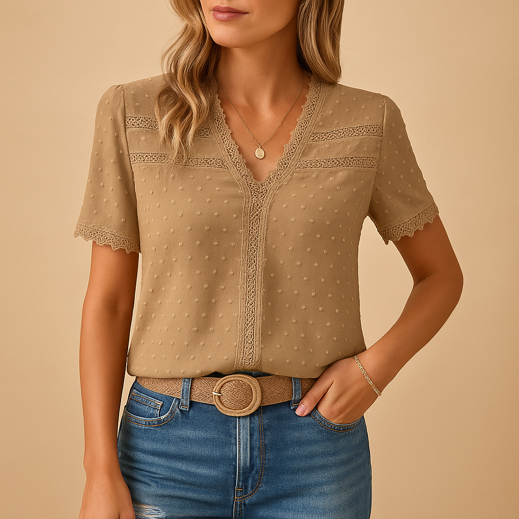 Vivienne | Dame Bluse med V-hals og Blondekant