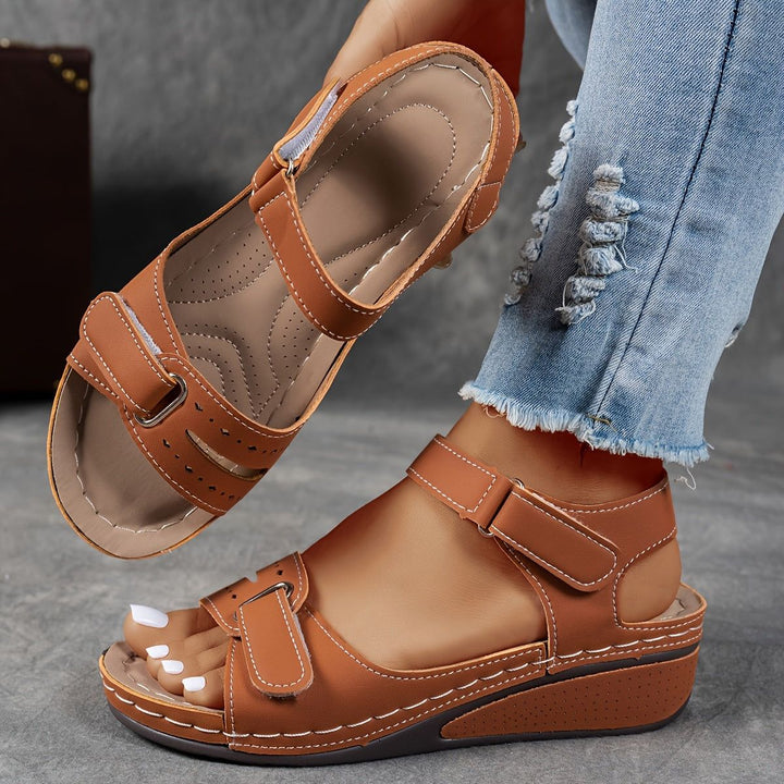 Cornelia | Dame Platform Wedge Sandal med Åben Tå
